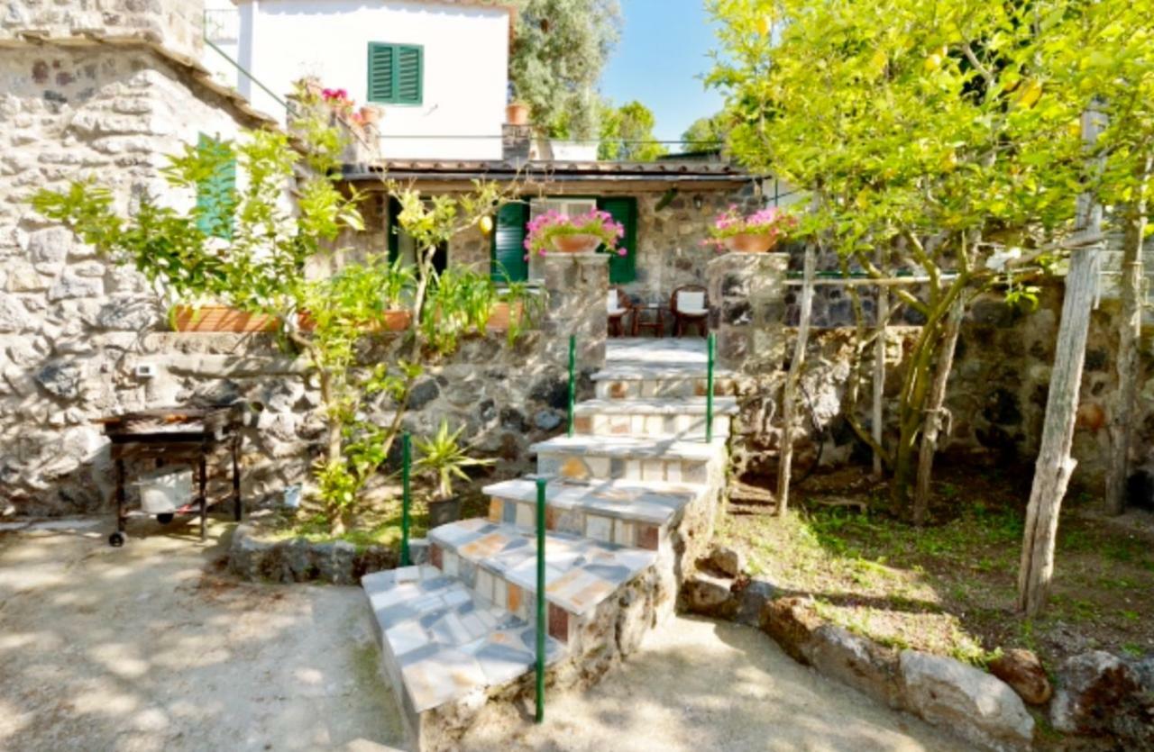 Villa Vincenzo Di Meglio Barano dʼIschia Rom bilde